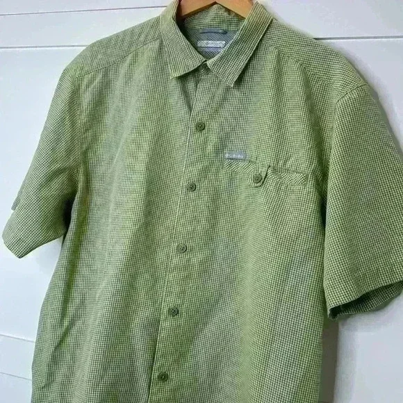Columbia botton up short Sleeve Shirt green white pattern light weight Size: L - Picture 5 of 12
